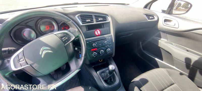 Automobil CITROEN C4: slika 11