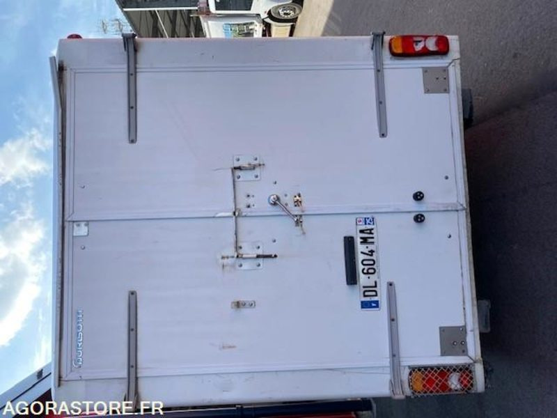 CITROEN JUMPER 3404 - Dostavno vozilo sa zatvorenim sandukom: slika 2 CITROEN JUMPER 3404 - Dostavno vozilo sa zatvorenim sandukom: slika 2