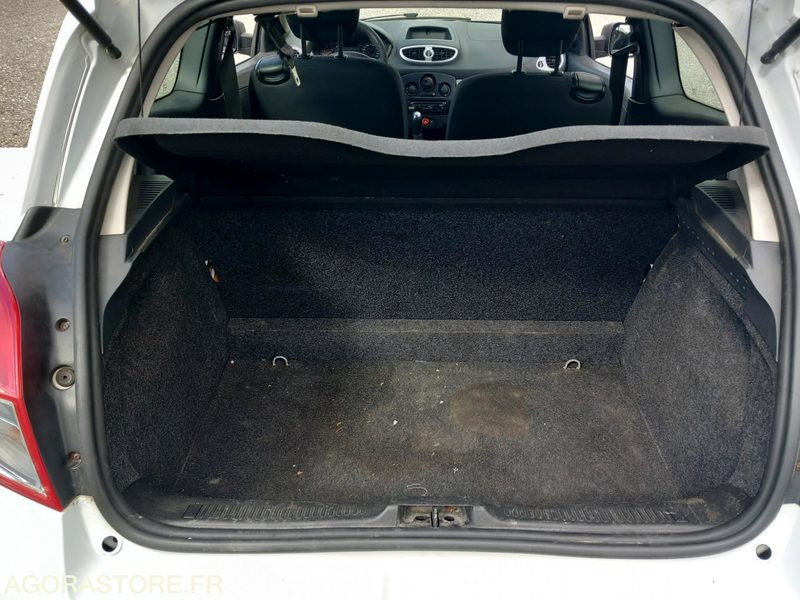 CLIO 3 PORTES DCI65 (BR116) - Automobil: slika 3 CLIO 3 PORTES DCI65 (BR116) - Automobil: slika 3