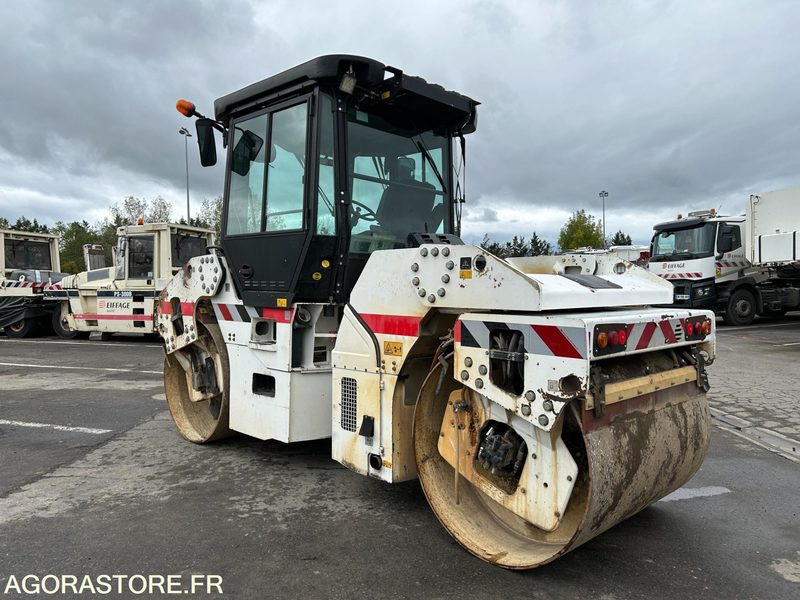 CYLINDRE TANDEM DYNAPAC CC224 HF - 2013 / 7133H (M79670) - Valjak: slika 4 CYLINDRE TANDEM DYNAPAC CC224 HF - 2013 / 7133H (M79670) - Valjak: slika 4