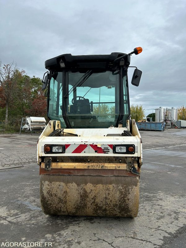 CYLINDRE TANDEM DYNAPAC CC224 HF - 2013 / 7133H (M79670) - Valjak: slika 5 CYLINDRE TANDEM DYNAPAC CC224 HF - 2013 / 7133H (M79670) - Valjak: slika 5