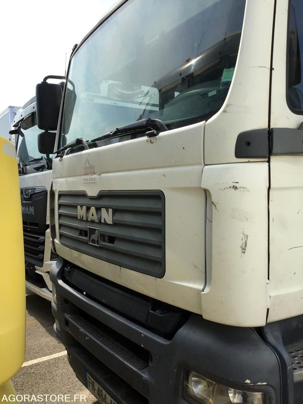 Camion MAN TG410A - 2002 - 800000 kms - Kamion sa tovarnim sandukom: slika 4 Camion MAN TG410A - 2002 - 800000 kms - Kamion sa tovarnim sandukom: slika 4