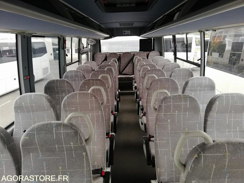 Car Isuzu Turquoise - 2017 - 110 000 km - Školski autobus: slika 5 Car Isuzu Turquoise - 2017 - 110 000 km - Školski autobus: slika 5