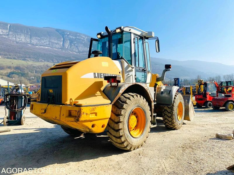 Chargeuse sur pneus Liebherr L524 10T - 5565 Heures - 2002 - Utovarivač: slika 5 Chargeuse sur pneus Liebherr L524 10T - 5565 Heures - 2002 - Utovarivač: slika 5