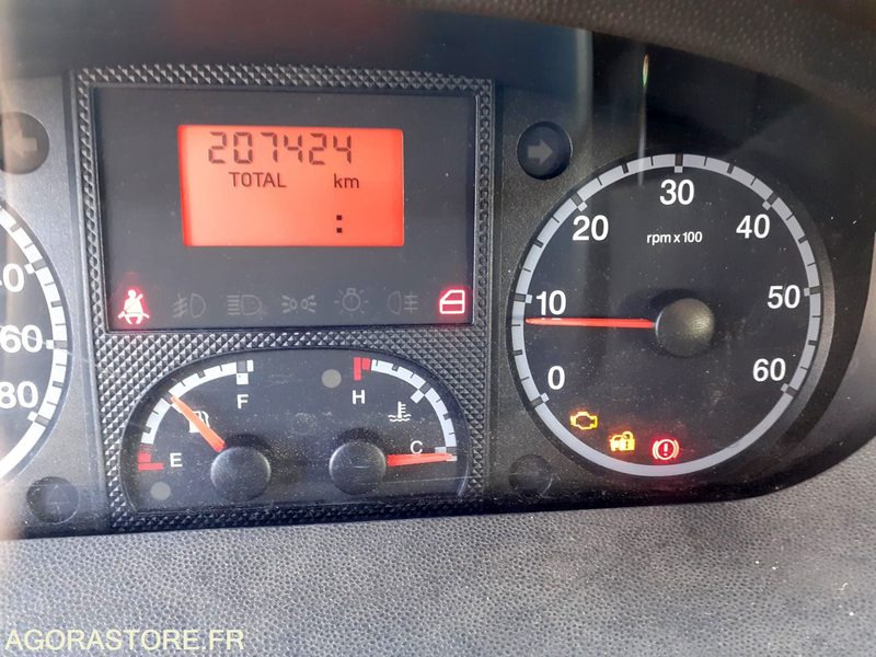 Citroën jumper 2010 - 207424kms - Dostavno vozilo kiper: slika 2 Citroën jumper 2010 - 207424kms - Dostavno vozilo kiper: slika 2