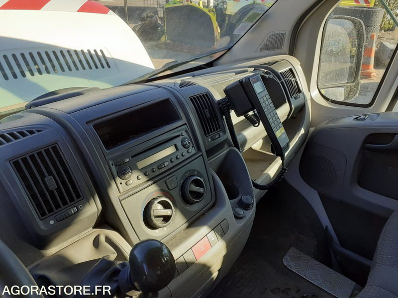 Citroën jumper 2010 - 207424kms - Dostavno vozilo kiper: slika 4 Citroën jumper 2010 - 207424kms - Dostavno vozilo kiper: slika 4