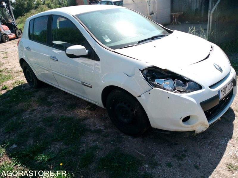 Clio 1.5 DCI accidentée - Automobil: slika 2 Clio 1.5 DCI accidentée - Automobil: slika 2