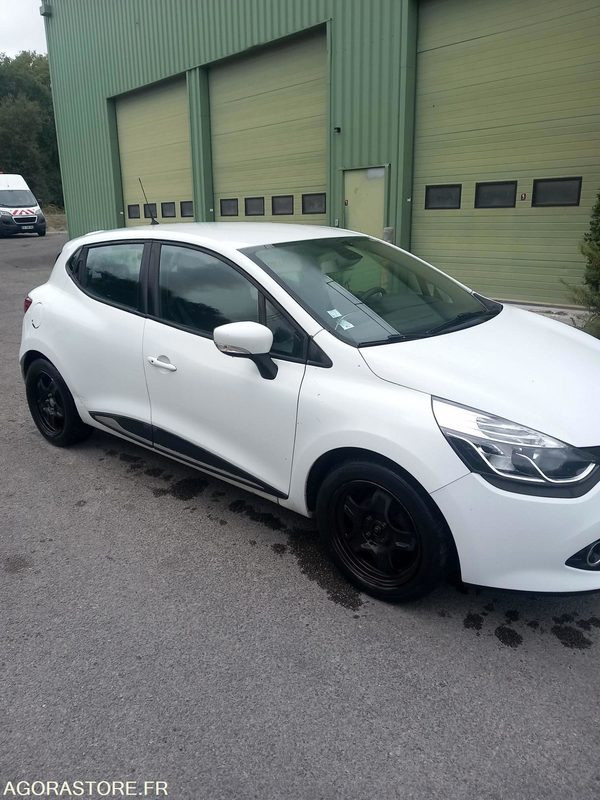 Clio IV essence - Automobil: slika 2 Clio IV essence - Automobil: slika 2