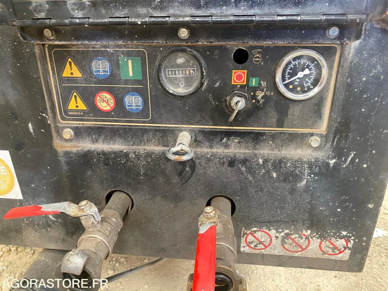 Compresseur de chantier 3.3m3 DOOSAN 7/31 - INGERSOLL RAND - Kompresor za vazduh: slika 2 Compresseur de chantier 3.3m3 DOOSAN 7/31 - INGERSOLL RAND - Kompresor za vazduh: slika 2