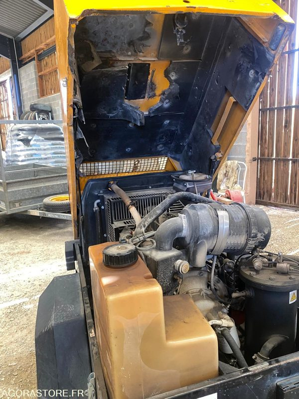Compresseur de chantier 3.3m3 DOOSAN 7/31 - INGERSOLL RAND - Kompresor za vazduh: slika 5 Compresseur de chantier 3.3m3 DOOSAN 7/31 - INGERSOLL RAND - Kompresor za vazduh: slika 5