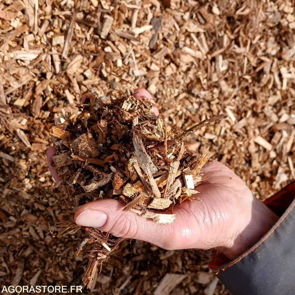 Copeaux de feuillus 20m3 (25€/m3) - Baštenska oprema: slika 2 Copeaux de feuillus 20m3 (25€/m3) - Baštenska oprema: slika 2