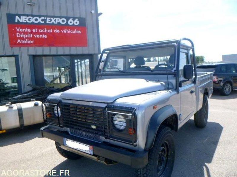 DEFENDER -Land Rover - 2011 - 131 930km - 122ch - BON ETAT - SUV: slika 2 DEFENDER -Land Rover - 2011 - 131 930km - 122ch - BON ETAT - SUV: slika 2