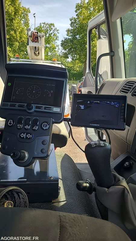 Autočistilica DJ 330 YP - RENAULT MIDLUM 220 - 2014 - 96138KM: slika 16 Autočistilica DJ 330 YP - RENAULT MIDLUM 220 - 2014 - 96138KM: slika 16