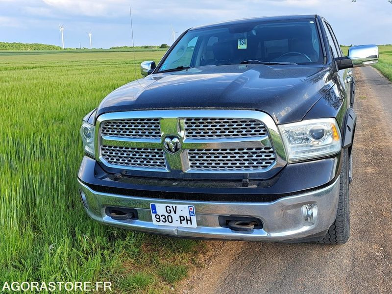 DODGE RAM-V8-400CV-2013-178000KMS - TRES BON ETAT - Automobil: slika 1 DODGE RAM-V8-400CV-2013-178000KMS - TRES BON ETAT - Automobil: slika 1
