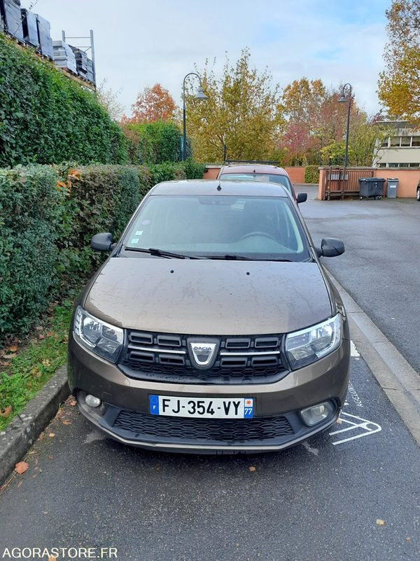 Dacia SADERO - Automobil: slika 2 Dacia SADERO - Automobil: slika 2
