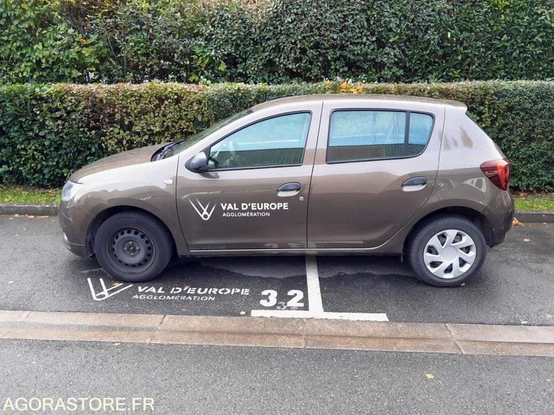 Dacia SADERO - Automobil: slika 1 Dacia SADERO - Automobil: slika 1