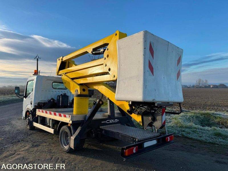 Camion nacelle Renault Maxity - 78029Km - 2011 - Dostavno vozilo: slika 2 Camion nacelle Renault Maxity - 78029Km - 2011 - Dostavno vozilo: slika 2