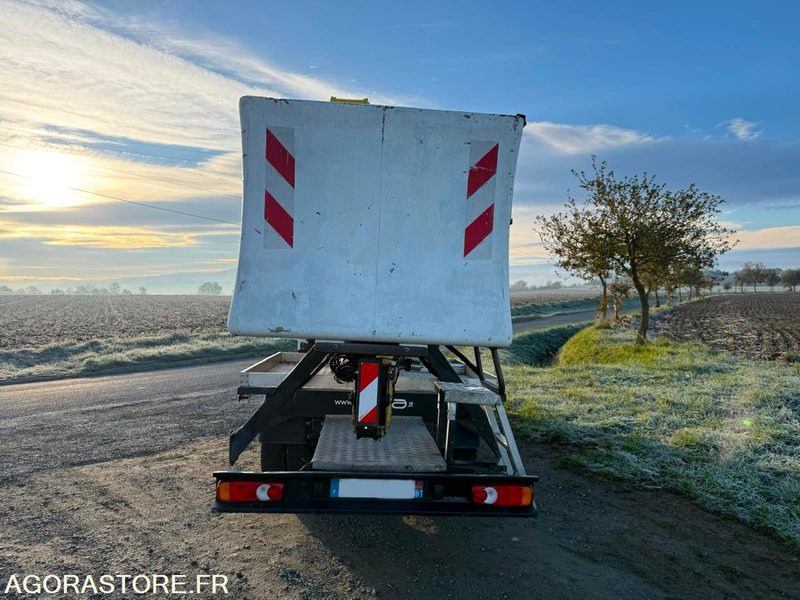 Camion nacelle Renault Maxity - 78029Km - 2011 - Dostavno vozilo: slika 3 Camion nacelle Renault Maxity - 78029Km - 2011 - Dostavno vozilo: slika 3