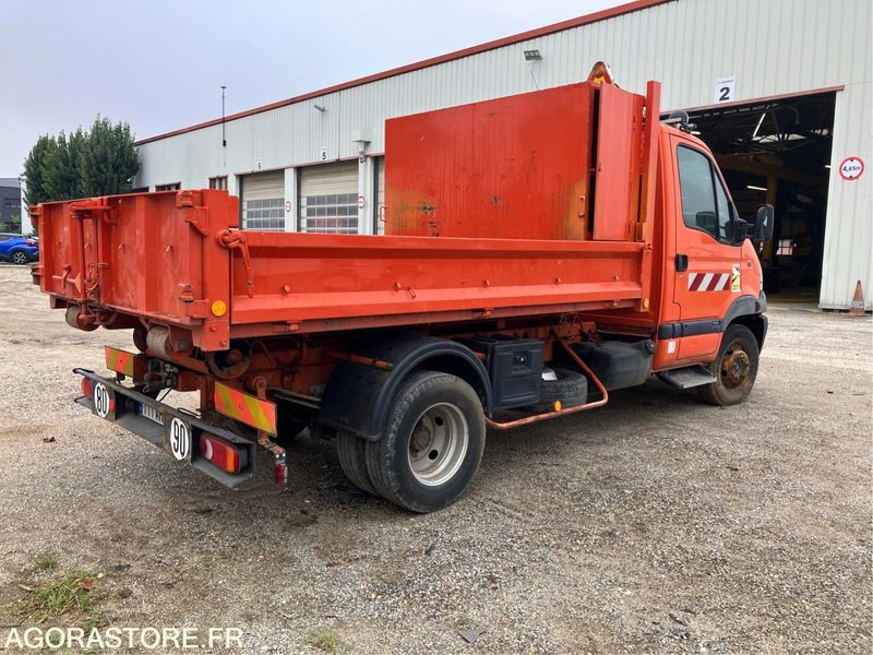 Renault Master - 2005 - 43161kms (P2001716) - Dostavno vozilo: slika 2 Renault Master - 2005 - 43161kms (P2001716) - Dostavno vozilo: slika 2