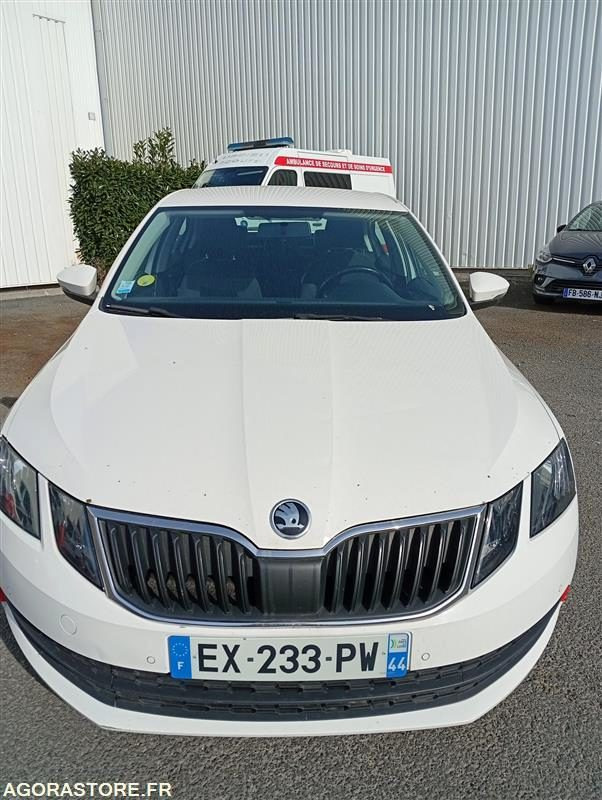 EX-233-PW - Non Roulant - SKODA OCTAVIA - VP - 427 764 Kms - Automobil: slika 3 EX-233-PW - Non Roulant - SKODA OCTAVIA - VP - 427 764 Kms - Automobil: slika 3