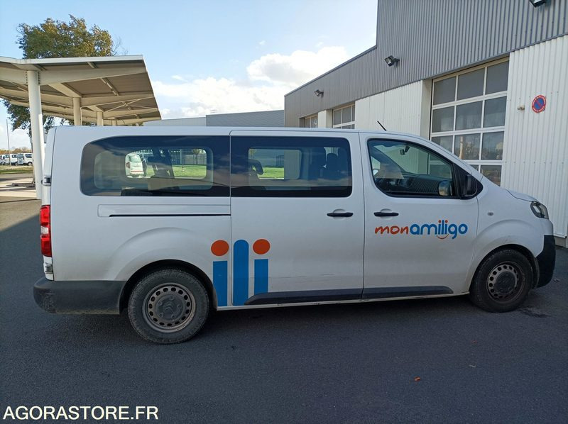 EX-950-XB - Roulant - CITROEN JUMPY SPACE TOURER - CG KS - VP - 239 140 Kms - Minibus, Putnički kombi: slika 4 EX-950-XB - Roulant - CITROEN JUMPY SPACE TOURER - CG KS - VP - 239 140 Kms - Minibus, Putnički kombi: slika 4