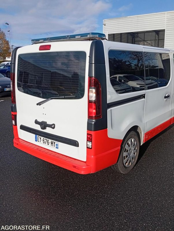 EY-676-MY - Non Roulant - RENAULT TRAFIC - VASP - 321 000 Kms - Vozilo hitne pomoći: slika 3 EY-676-MY - Non Roulant - RENAULT TRAFIC - VASP - 321 000 Kms - Vozilo hitne pomoći: slika 3
