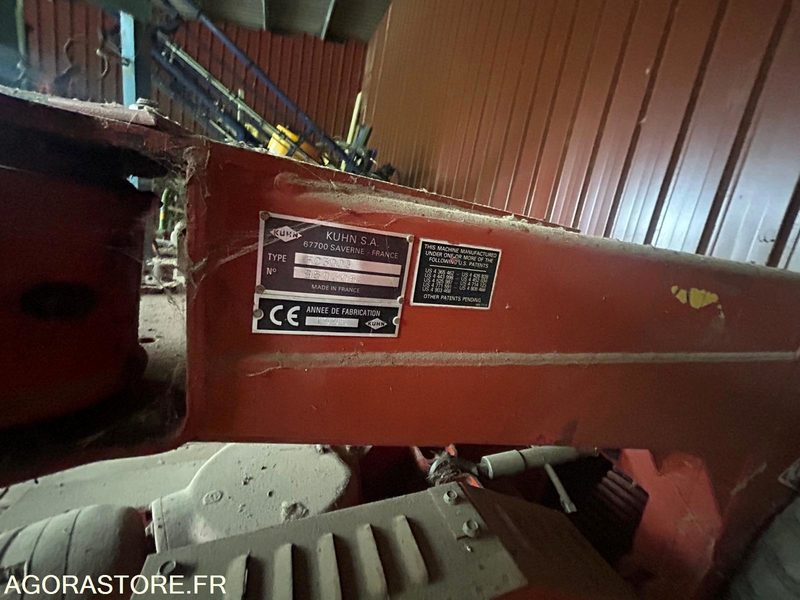 FAUCHEUSE TRAINEE KUHN FC300G 1995 AVEC CONDITIONNEUR - Kosačica: slika 5 FAUCHEUSE TRAINEE KUHN FC300G 1995 AVEC CONDITIONNEUR - Kosačica: slika 5