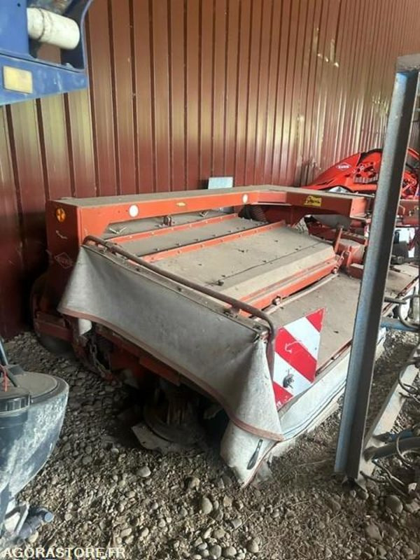 FAUCHEUSE TRAINEE KUHN FC300G 1995 AVEC CONDITIONNEUR - Kosačica: slika 1 FAUCHEUSE TRAINEE KUHN FC300G 1995 AVEC CONDITIONNEUR - Kosačica: slika 1