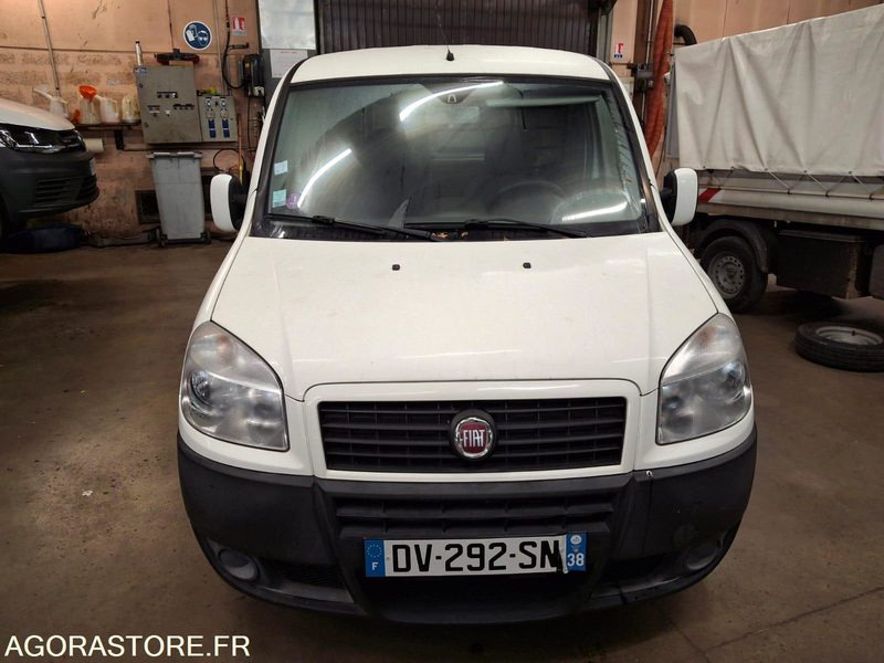 FIAT DOBLO CARGO - Mali kombi: slika 2 FIAT DOBLO CARGO - Mali kombi: slika 2