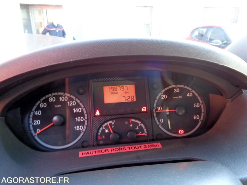 FIAT DUCATO BE.404.JX - Furgon: slika 5 FIAT DUCATO BE.404.JX - Furgon: slika 5