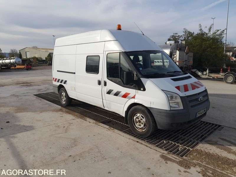 FORD TRANSIT - 2012 - 293320 KM - Furgon: slika 3 FORD TRANSIT - 2012 - 293320 KM - Furgon: slika 3
