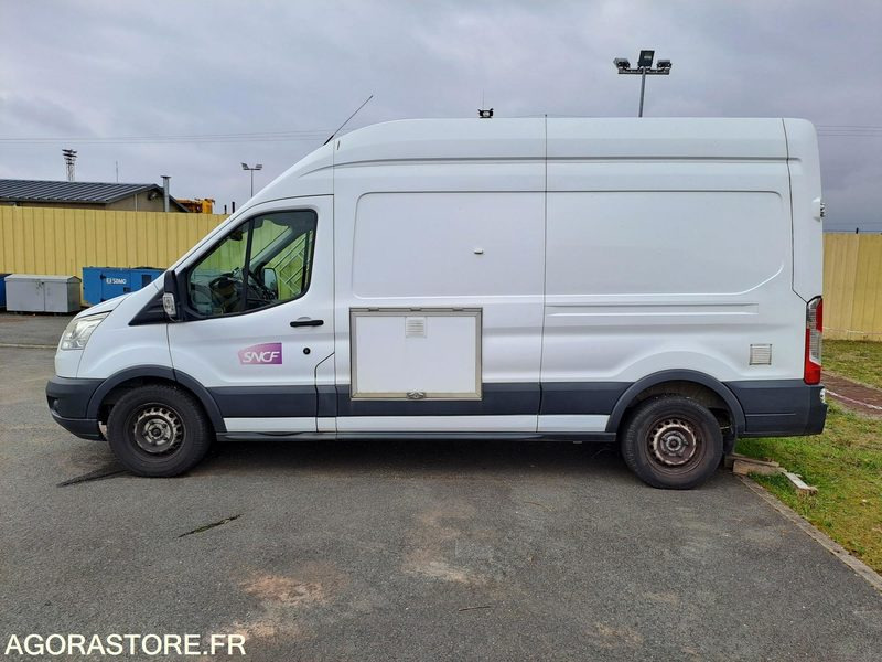 FORD | TRANSIT FOURGON | 2015 | 258957KM - Furgon: slika 3 FORD | TRANSIT FOURGON | 2015 | 258957KM - Furgon: slika 3