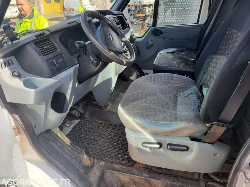FORD transit avec système ampirol (sans contrôle technique) - Dostavno vozilo kiper: slika 4 FORD transit avec système ampirol (sans contrôle technique) - Dostavno vozilo kiper: slika 4