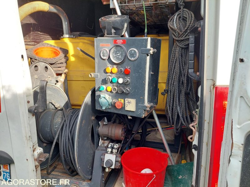 FOURGON IVECO AVEC GROUPE HP 371482 KMS / BC273MB (VENTE EXPORT UNIQUEMENT) - Furgon: slika 5 FOURGON IVECO AVEC GROUPE HP 371482 KMS / BC273MB (VENTE EXPORT UNIQUEMENT) - Furgon: slika 5