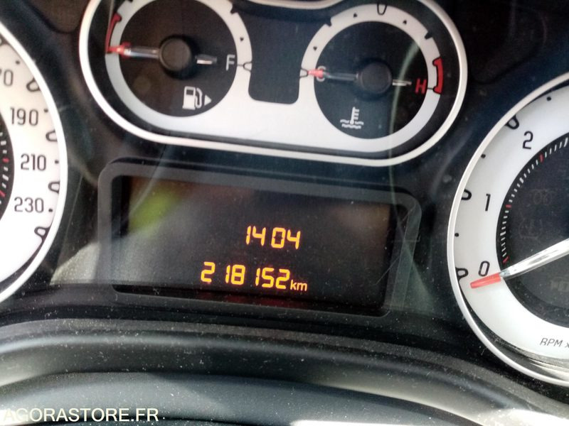 Fiat 500 L GNV POPSTAR MINISPACE DE 2016 - Automobil: slika 4 Fiat 500 L GNV POPSTAR MINISPACE DE 2016 - Automobil: slika 4