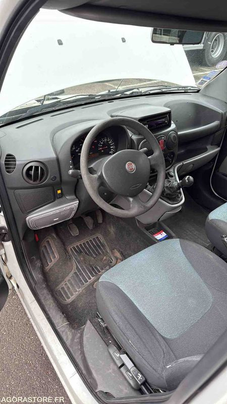 Fiat - Doblo cargo - 2008 - 173572KMS - 458BBV67 - Mali kombi: slika 5 Fiat - Doblo cargo - 2008 - 173572KMS - 458BBV67 - Mali kombi: slika 5