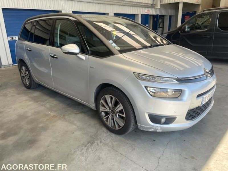 GRAND C4 PICASSO EXCLUSIVE 2.0 HDI 150 EAT6 - Automobil: slika 4 GRAND C4 PICASSO EXCLUSIVE 2.0 HDI 150 EAT6 - Automobil: slika 4
