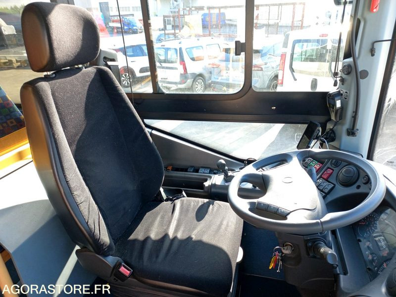 IRISBUS - RECREO - 2009 / 253000 KM - AC511ME (13531 / 2978) - Školski autobus: slika 5 IRISBUS - RECREO - 2009 / 253000 KM - AC511ME (13531 / 2978) - Školski autobus: slika 5