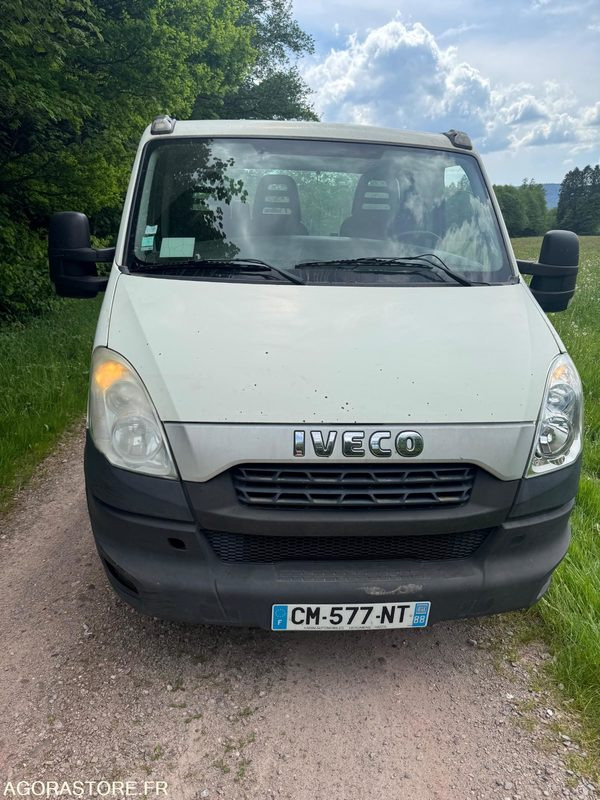 IVECO - 35C13 - avec système de benne amplirol - Dostavno vozilo kiper: slika 3 IVECO - 35C13 - avec système de benne amplirol - Dostavno vozilo kiper: slika 3