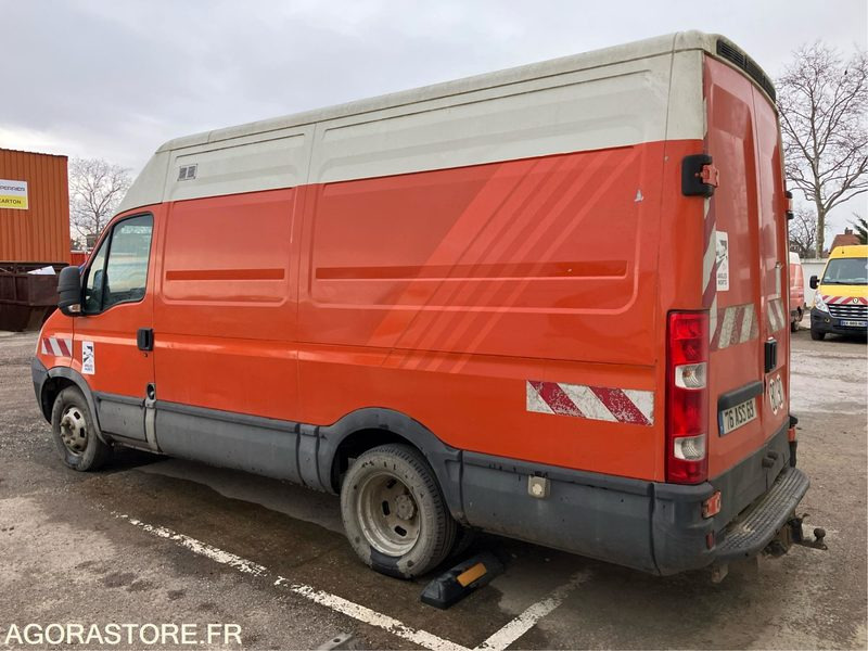 IVECO - 50C15 - 2007 / 332349 KM (P2001860) - Furgon: slika 1 IVECO - 50C15 - 2007 / 332349 KM (P2001860) - Furgon: slika 1