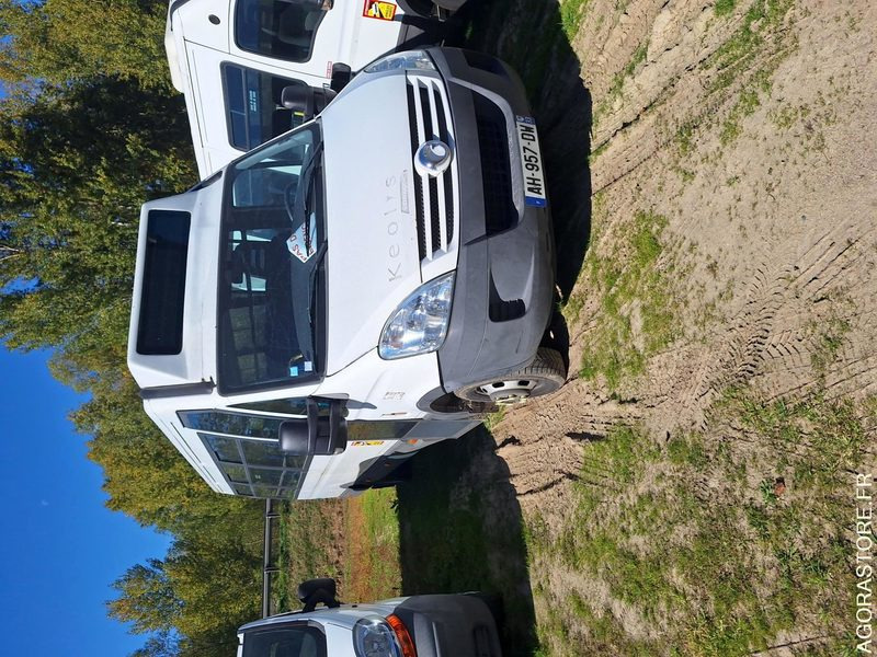 IVECO BUS DAILY N°092063 - Minibus, Putnički kombi: slika 2 IVECO BUS DAILY N°092063 - Minibus, Putnički kombi: slika 2