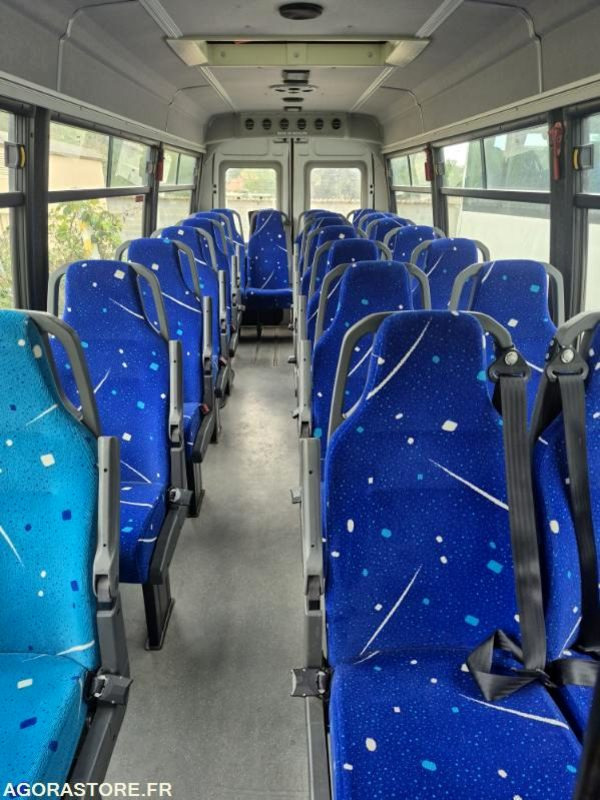 IVECO BUS DAILY N°112039 - Minibus, Putnički kombi: slika 5 IVECO BUS DAILY N°112039 - Minibus, Putnički kombi: slika 5