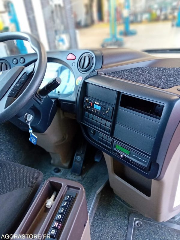 Turistički autobus IVECO CROSSWAY LINE - DS 235 TY - E6 - 2015 - 450000 KM - BOX FAP HS: slika 19