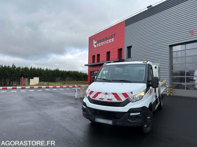 IVECO DAILY CHASSIS CABINE- 2019- 134920KM - Dostavno vozilo kiper: slika 1 IVECO DAILY CHASSIS CABINE- 2019- 134920KM - Dostavno vozilo kiper: slika 1