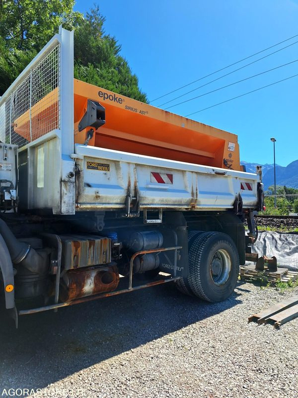 IVECO TRACKER - Vozilo za čišćenje snega: slika 4 IVECO TRACKER - Vozilo za čišćenje snega: slika 4