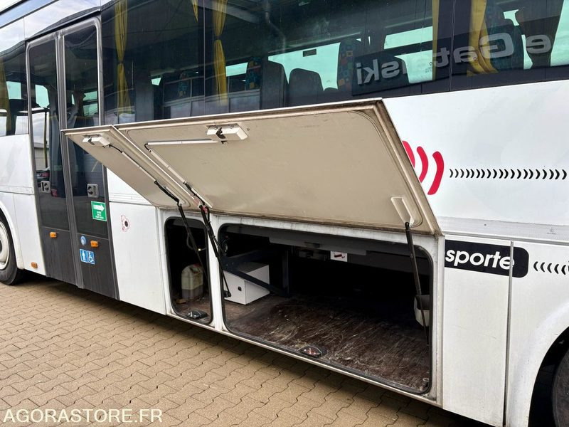 Irisbus Recreo 2010 - Clim - EURO 5 - Školski autobus: slika 5 Irisbus Recreo 2010 - Clim - EURO 5 - Školski autobus: slika 5