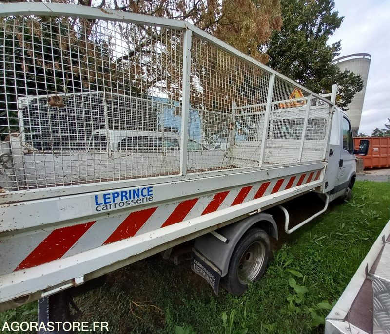 Iveco Daily - DL928JK - Furgon: slika 2 Iveco Daily - DL928JK - Furgon: slika 2