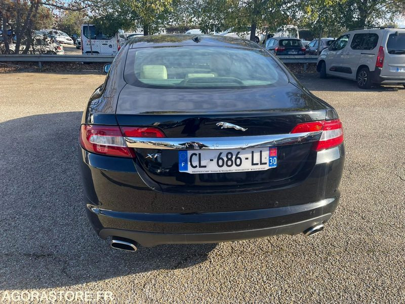 JAGUAR XF 3.0 D 240CH BOITE AUTO - 2011 - 123000KMS - Automobil: slika 4 JAGUAR XF 3.0 D 240CH BOITE AUTO - 2011 - 123000KMS - Automobil: slika 4