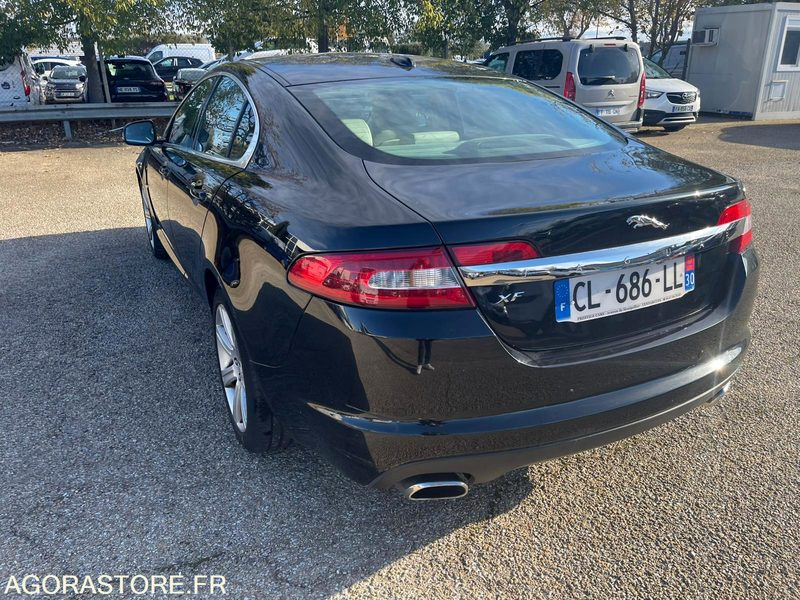 JAGUAR XF 3.0 D 240CH BOITE AUTO - 2011 - 123000KMS - Automobil: slika 2 JAGUAR XF 3.0 D 240CH BOITE AUTO - 2011 - 123000KMS - Automobil: slika 2