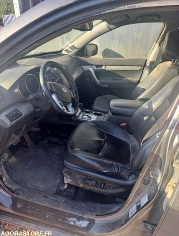 KIA SORENTO // BN-896-BD // 257 559KM // 2011 - SUV: slika 2 KIA SORENTO // BN-896-BD // 257 559KM // 2011 - SUV: slika 2